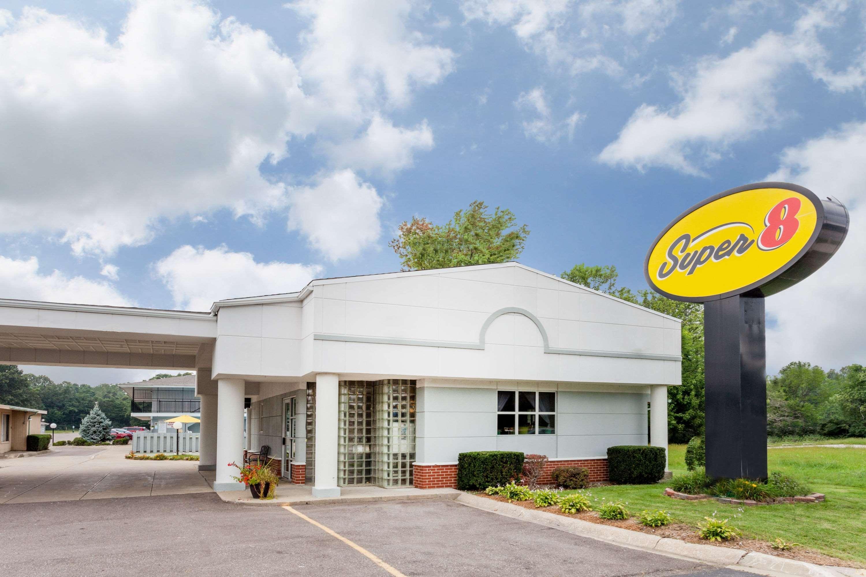 Super 8 By Wyndham Stevensville St Joseph Luaran gambar